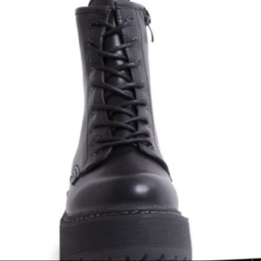 New combat boots